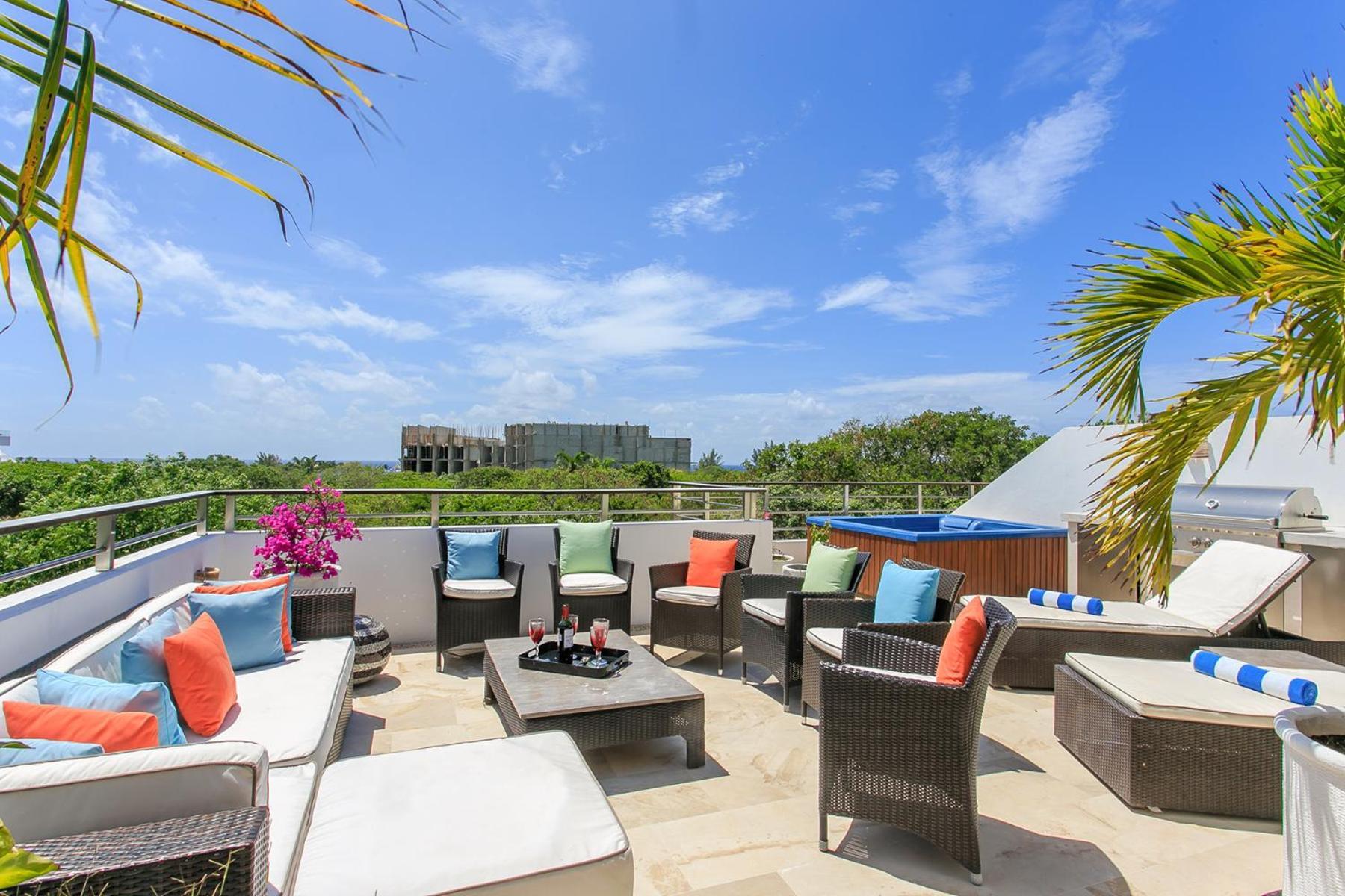 3-level With A Private Balcony & Rooftop Lounge Apartamento