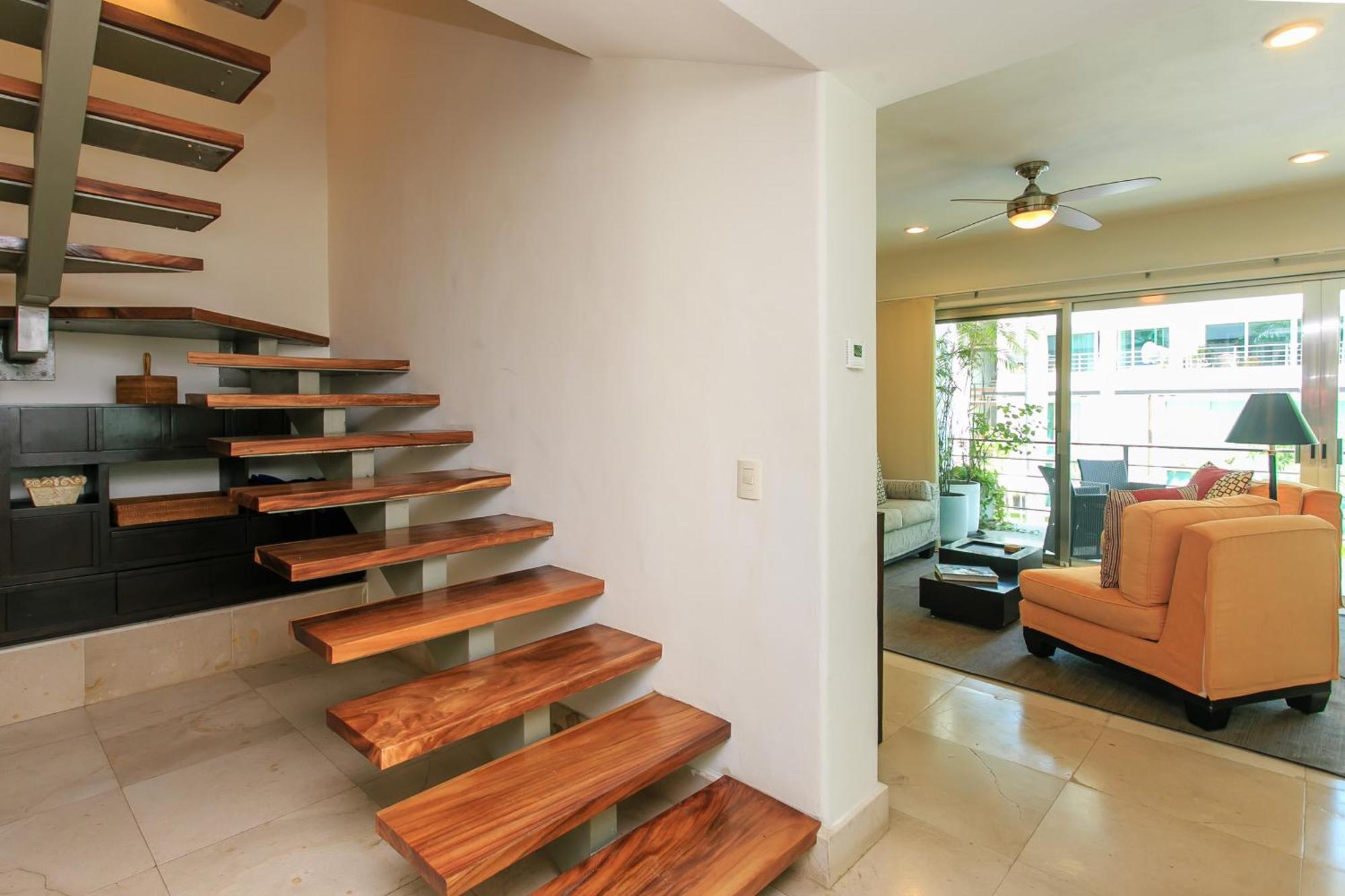 3-level With A Private Balcony & Rooftop Lounge Playa del Carmen